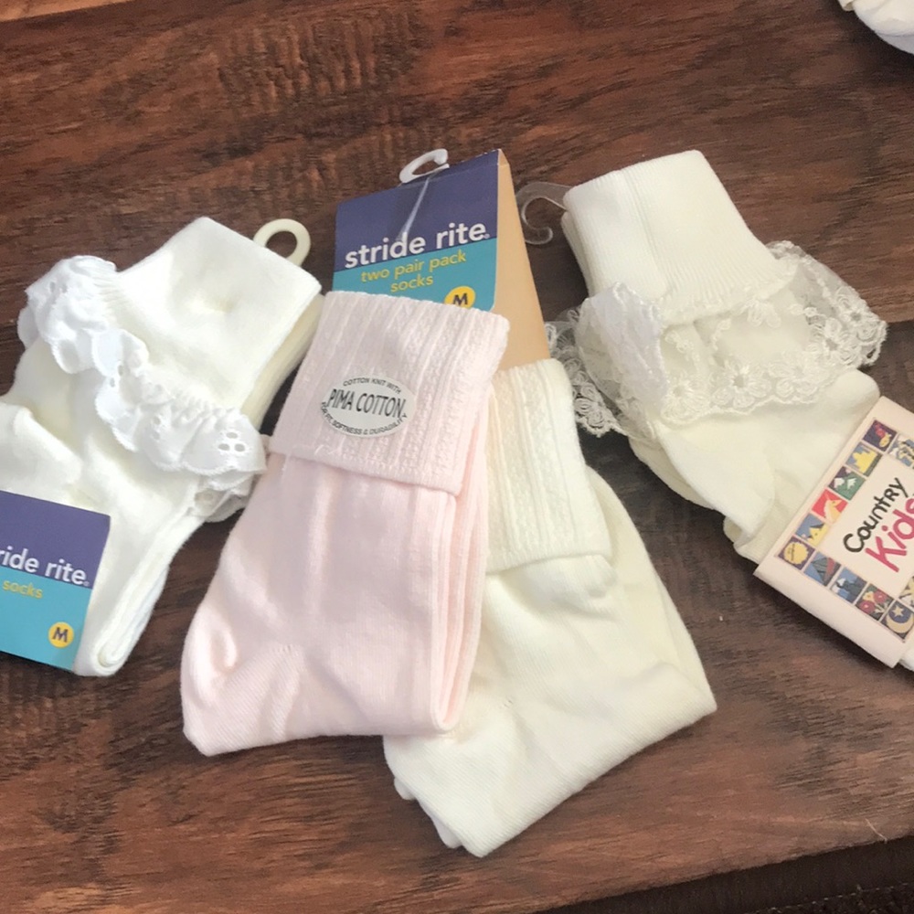 Size M, New 4 pair total - Final price